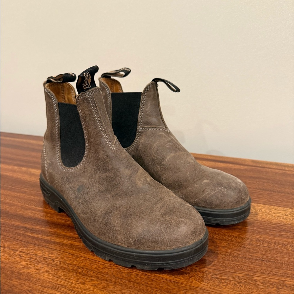 🚨SOLD🚨Brown/gray Leather Blundstone Boots